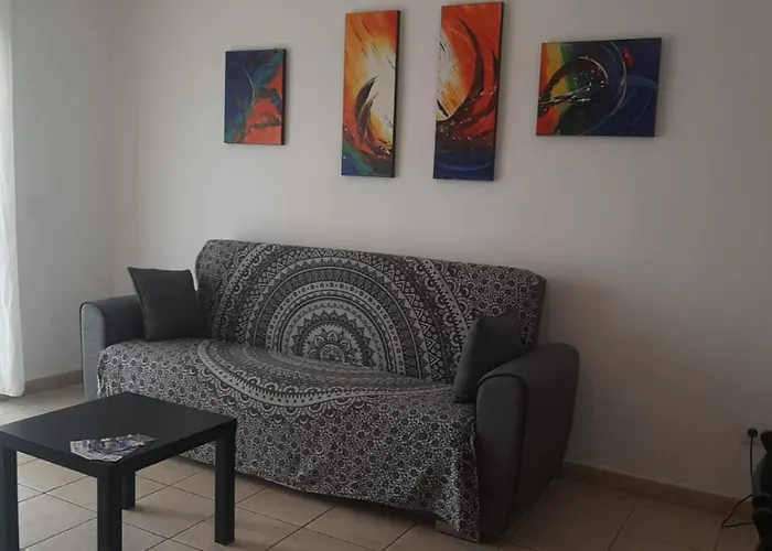 Fantastic 3 Bedrooms Mareverde, Wifi Free Σπίτι διακοπών *