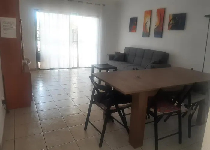 Σπίτι διακοπών Fantastic 3 Bedrooms Mareverde, Wifi Free *
